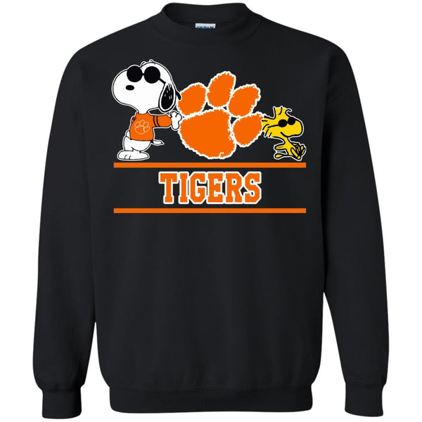 Clemson Tigers T shirts Snoopy Hoodies Sweatshirts
